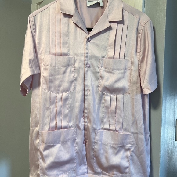 Asos. Relaxed Satin Resort Shirt. Size Oversized Small. - Picture 2 of 13